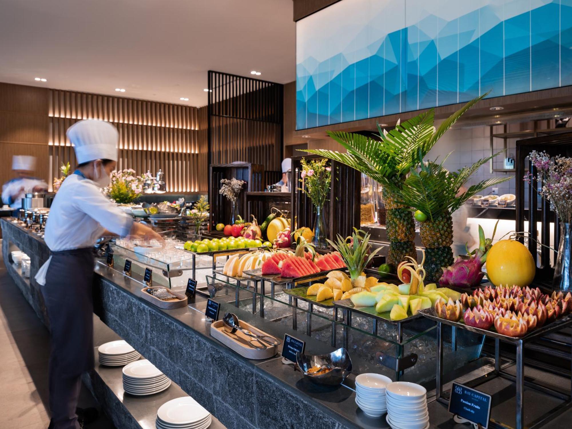 होटल Crowne Plaza Centre By Ihg