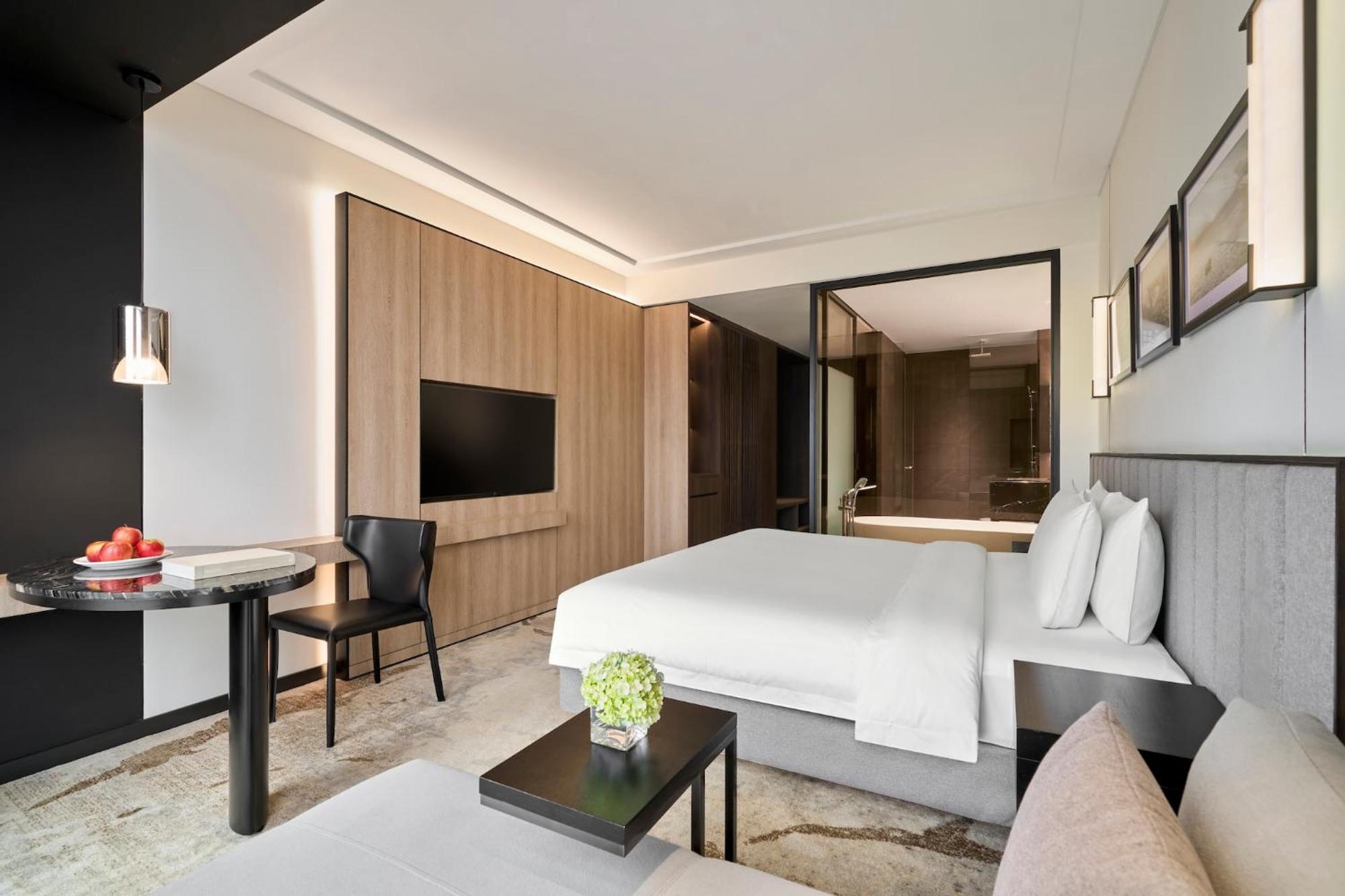 Crowne Plaza Centre By Ihg होटल 5*